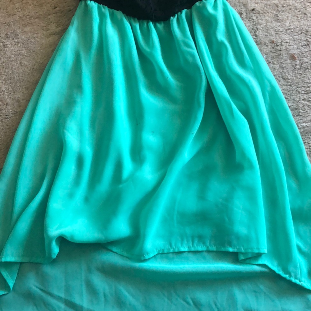 Dress - Picture 3 of 4